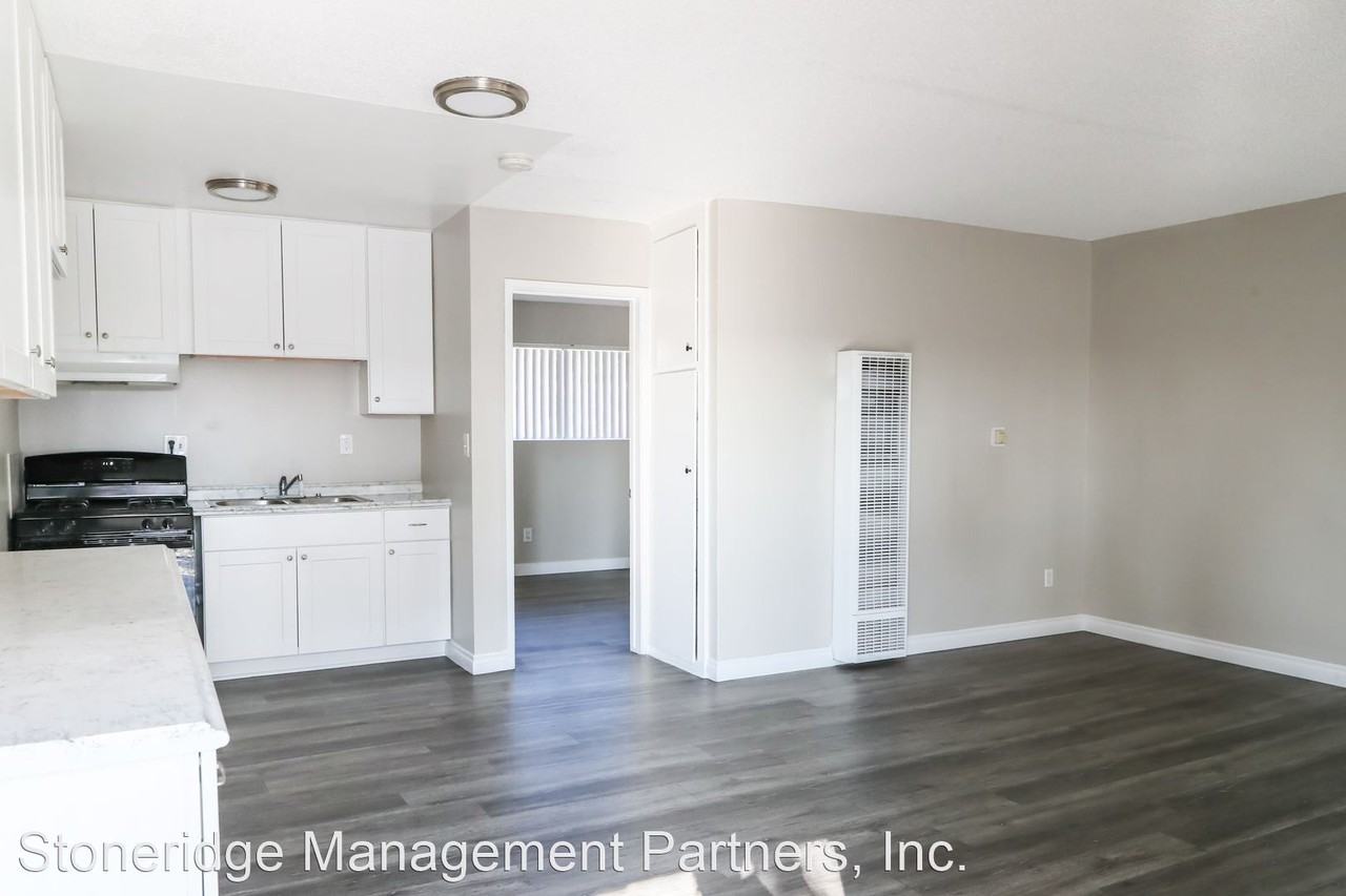 2352-2386 Leroy St - Photo 2 of 12