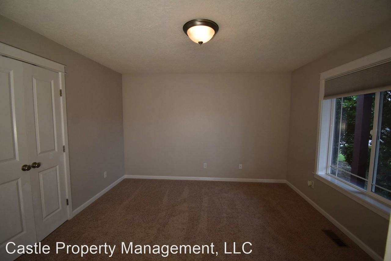 159 10th St - Photo 3 of 21