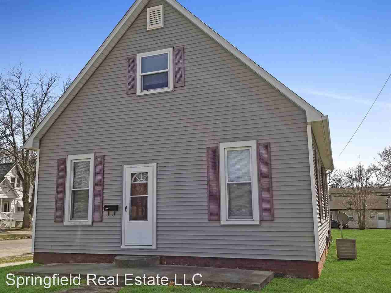 902 W Calhoun St - Photo 2 of 18