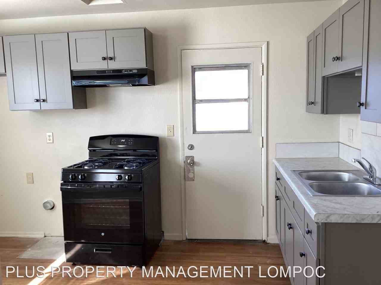 719 North First, - Photo 2 of 6