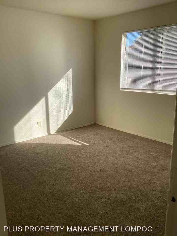 719 North First, - Photo 3 of 6