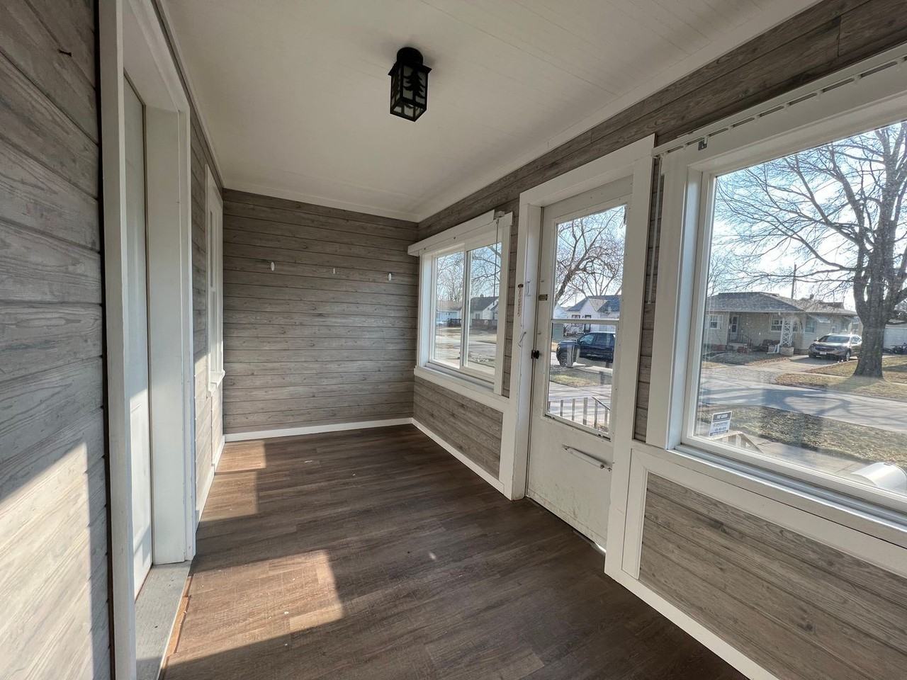 2018 Highland Park Ave - Photo 2 of 9