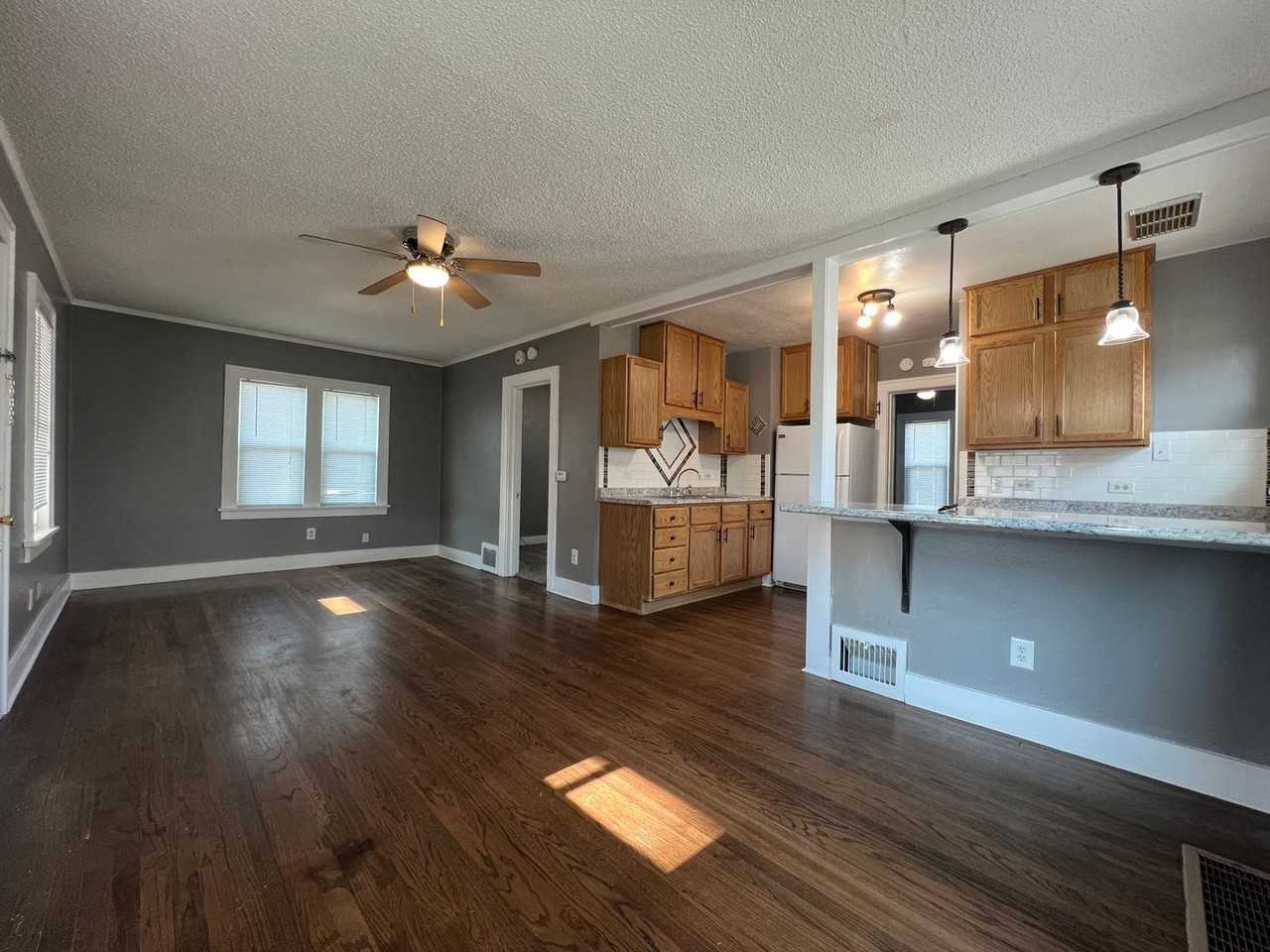 2018 Highland Park Ave - Photo 3 of 9