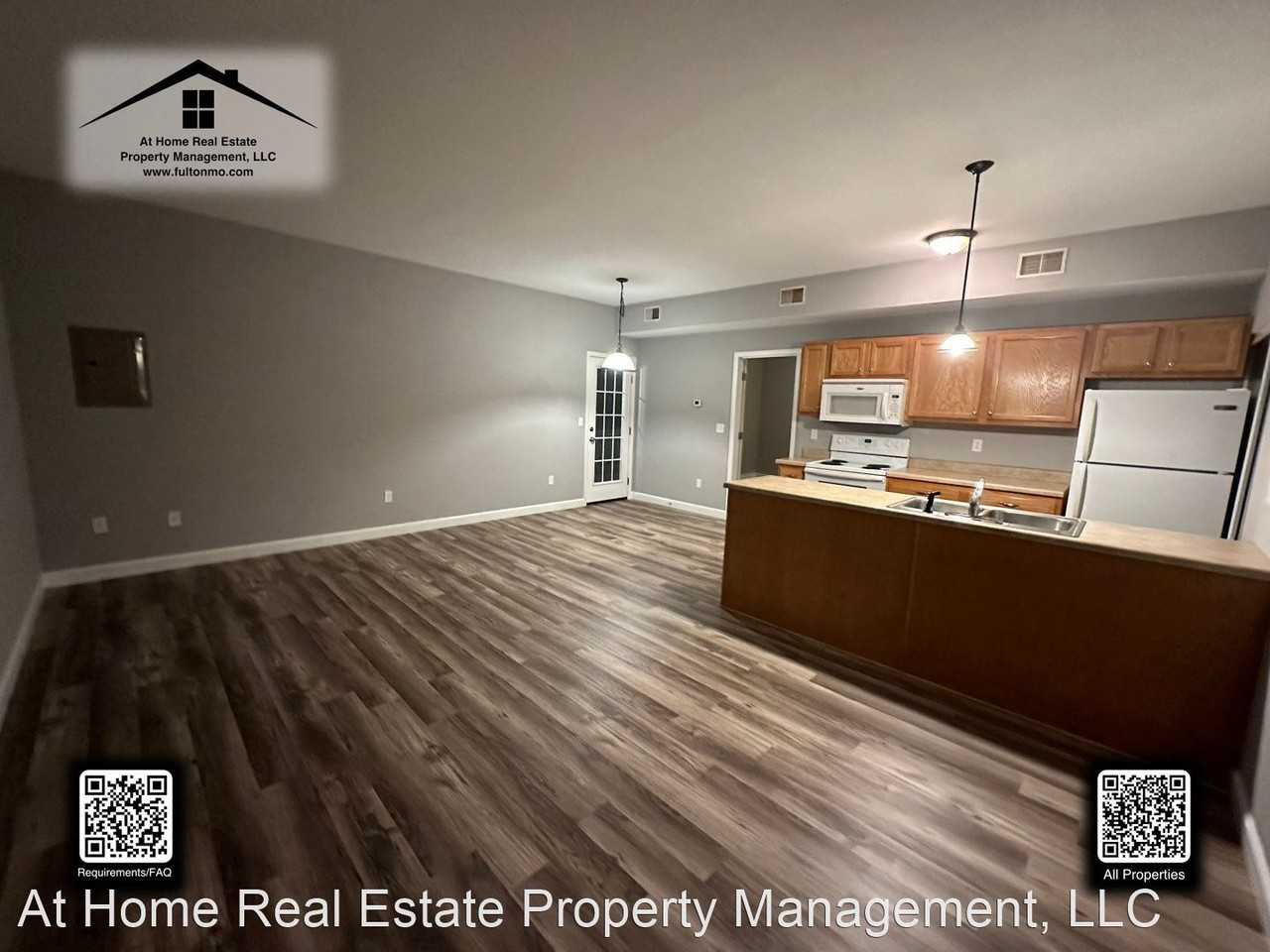 211 North Main Street - Photo 2 of 11