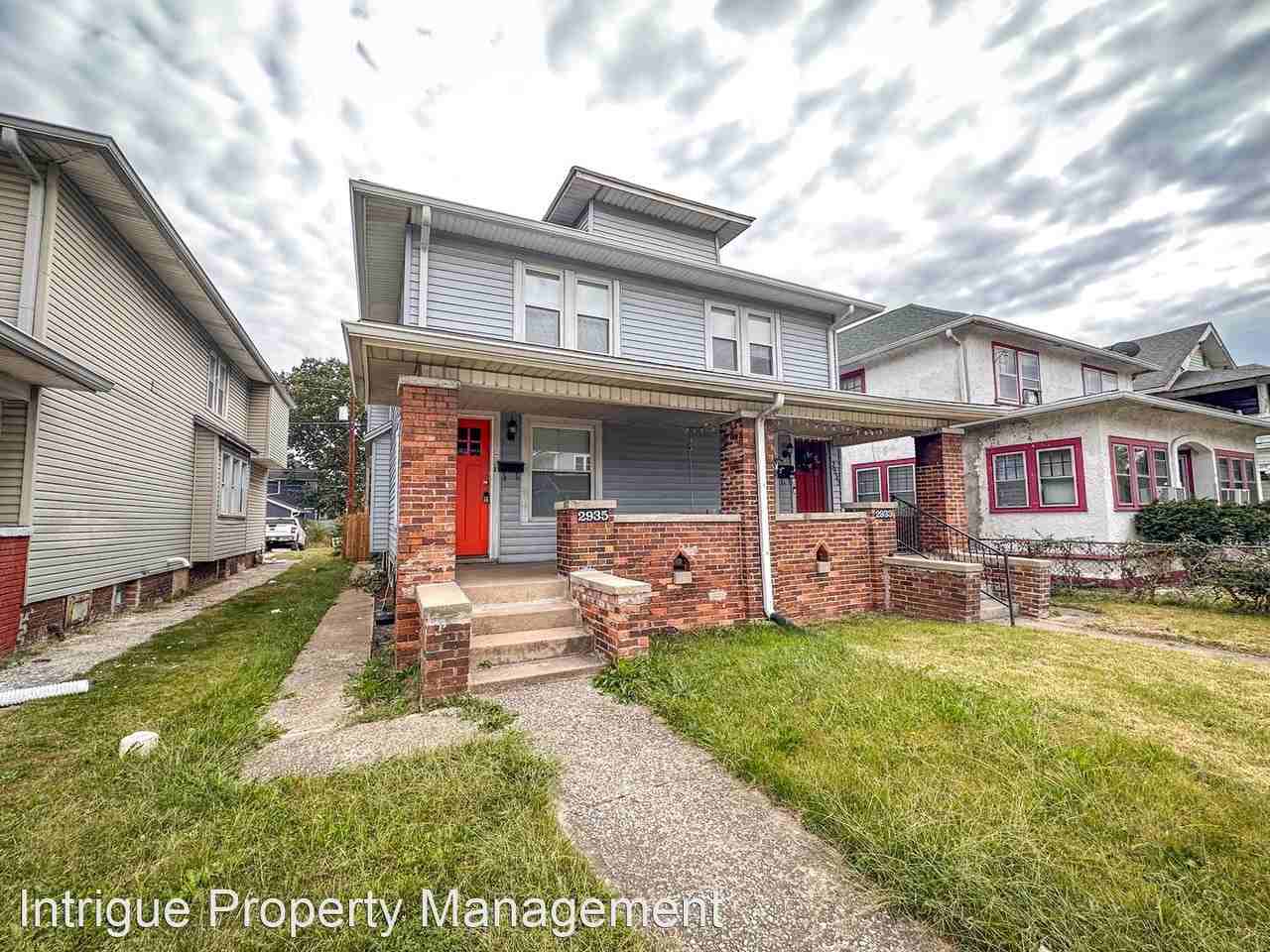 2933 - 2935 Ruckle - Photo 2 of 32