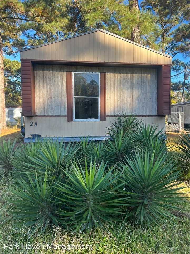 127 Hubert Blvd - Photo 3 of 25