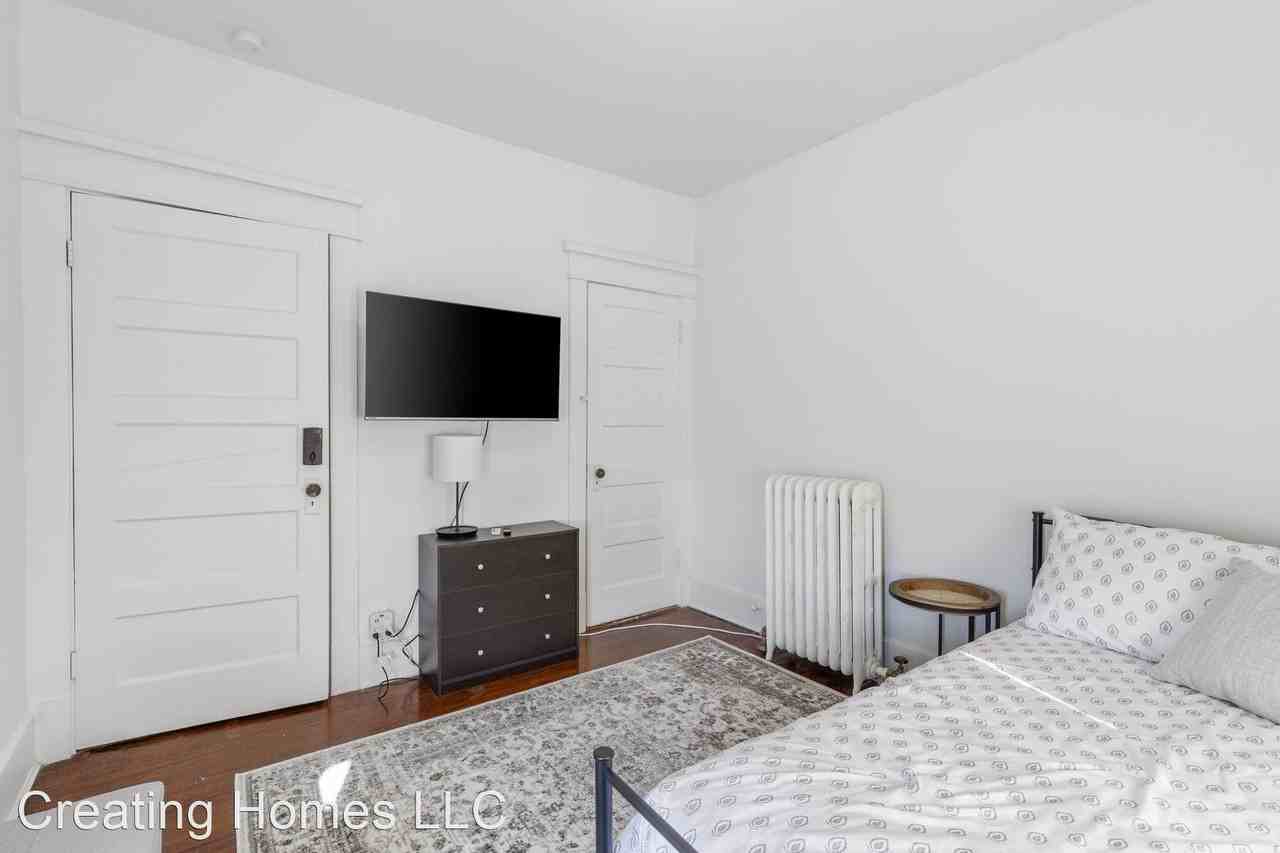 115 N 41st St - Photo 3 of 4