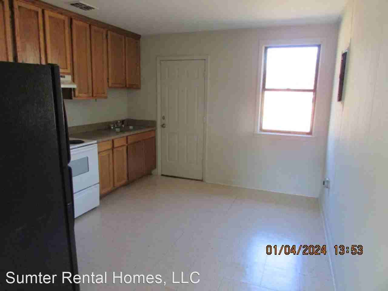 3 Dixie Drive A-B - Photo 3 of 7