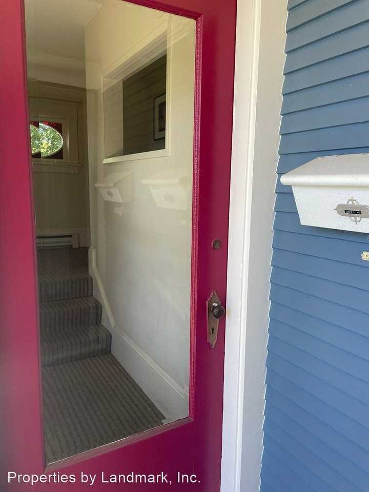 231A E 1st St - Photo 2 of 30