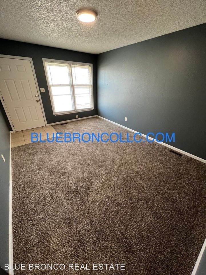 8215-8213 E 170th St - Photo 3 of 17