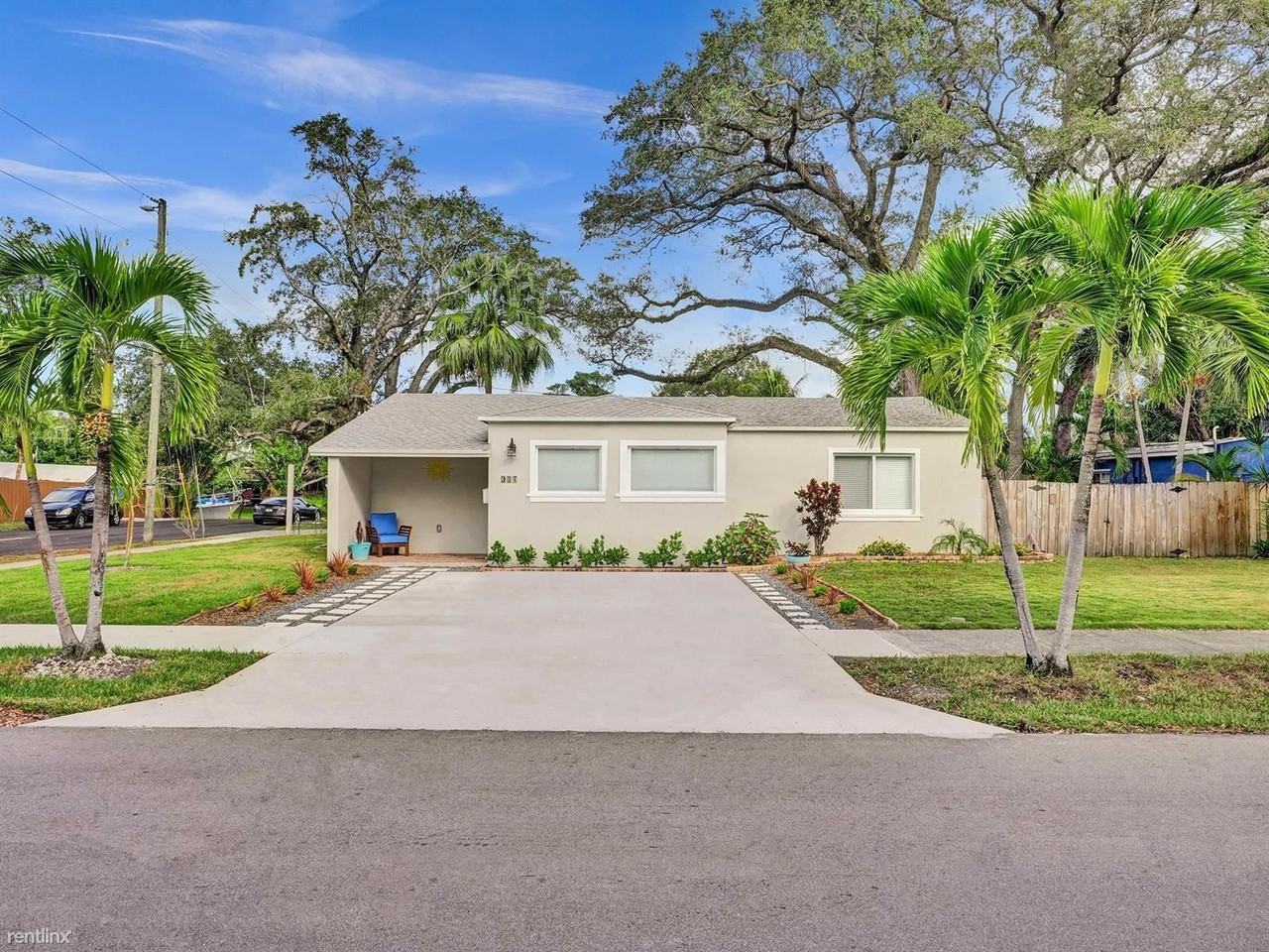 937 Sw 17th St - Photo 3 of 18