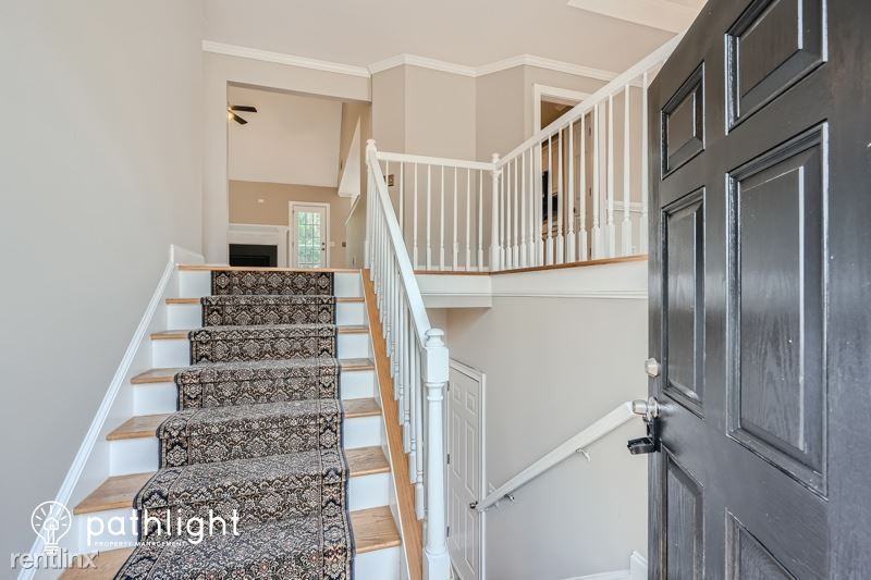 1146 Regiment Dr Nw - Photo 2 of 25