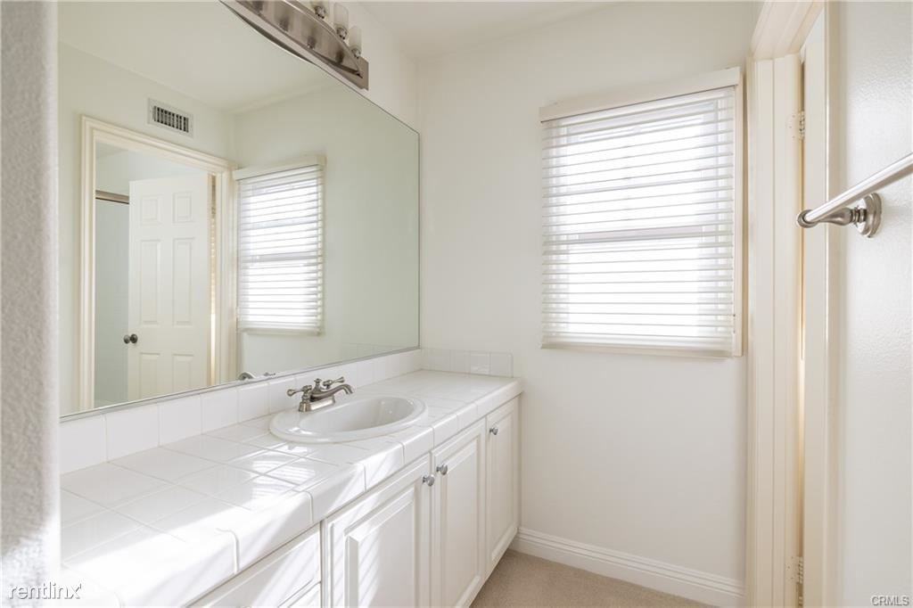 2500 Bungalow Pl - Photo 2 of 15