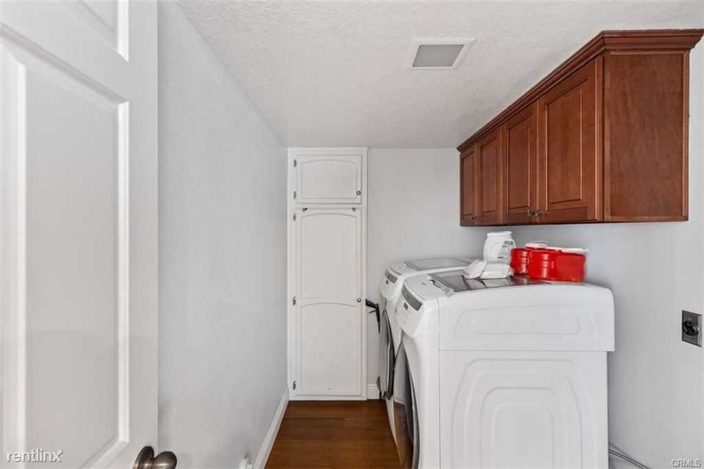 9 Bellingham Pl - Photo 2 of 12