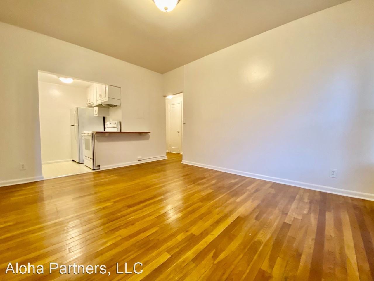 Aloha Apartments - Photo 3 of 33