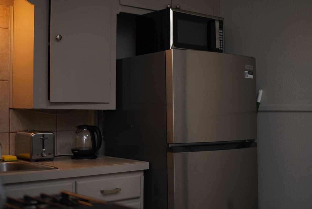 3003 39th St #A - Photo 2 of 9