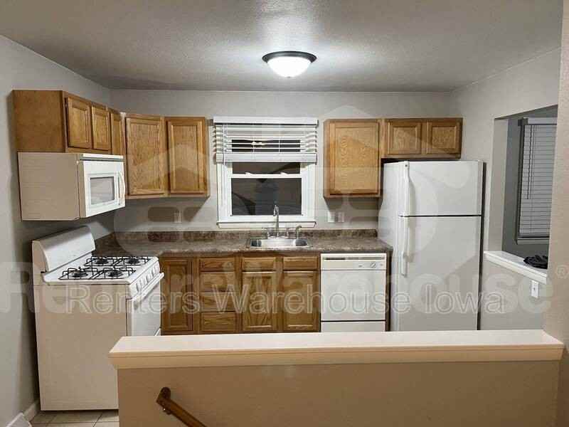 4120 Se 15th Ct - Photo 4 of 15