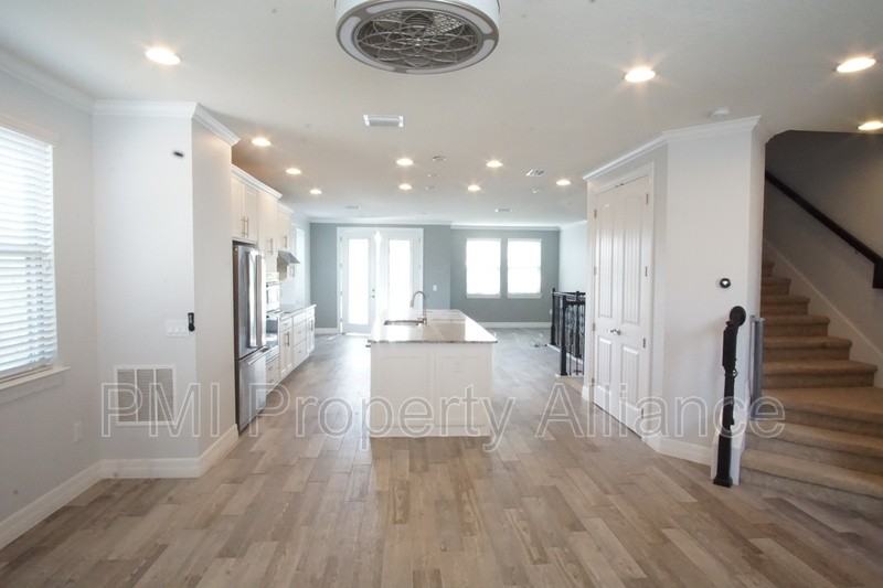 479 Portico Ct - Photo 2 of 29