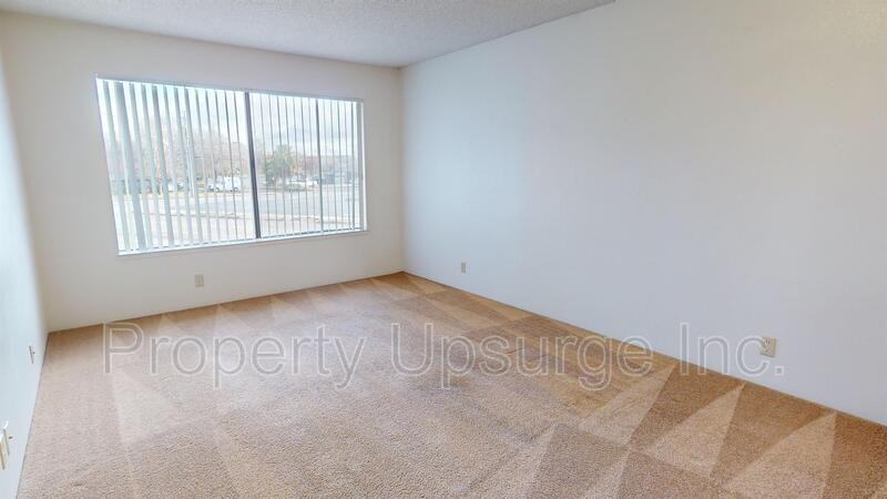 540 South St #2 - Photo 7 of 15