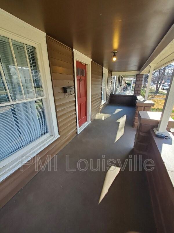 3753 Powell Ave - Photo 2 of 17