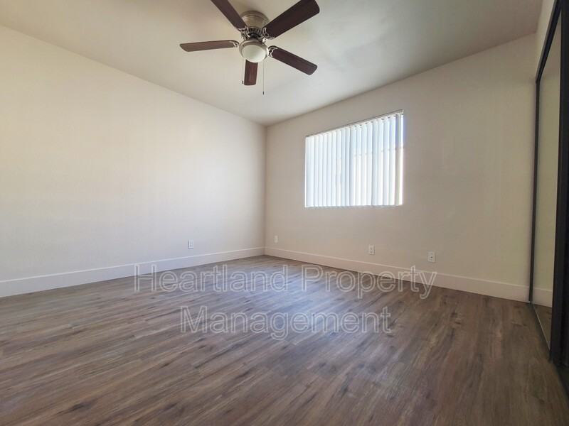 4166 Monroe Ave #3 - Photo 7 of 11