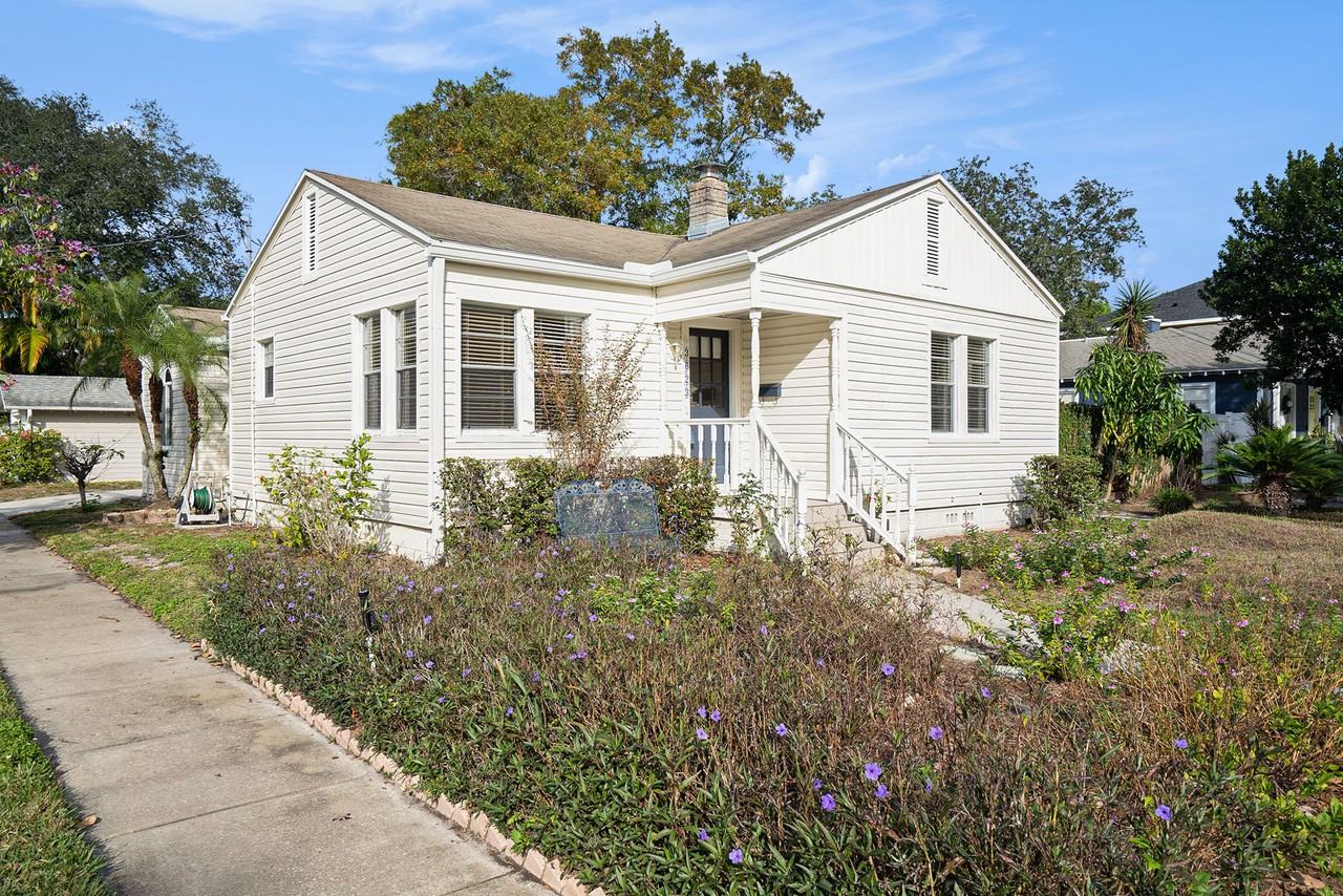 3623 W Obispo St - Photo 2 of 26