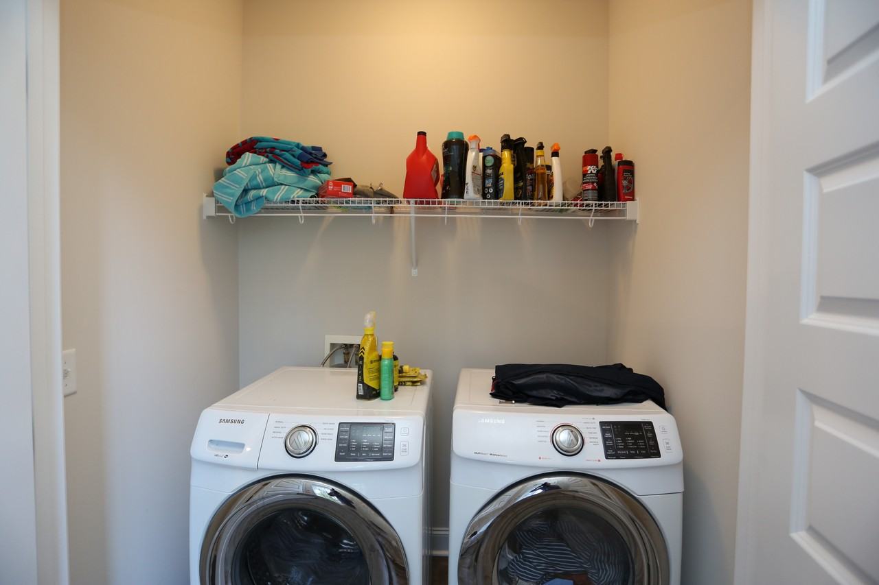 302 Debbie Dr - Photo 7 of 14