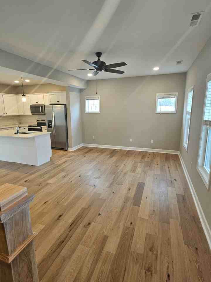 1412 Brookhill Dr - Photo 3 of 15