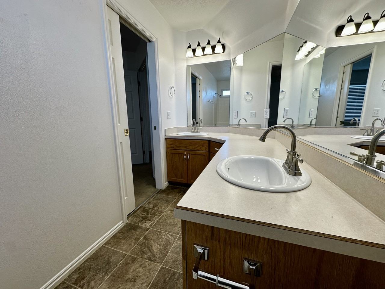 1063 S 430 E #3 - Photo 7 of 11