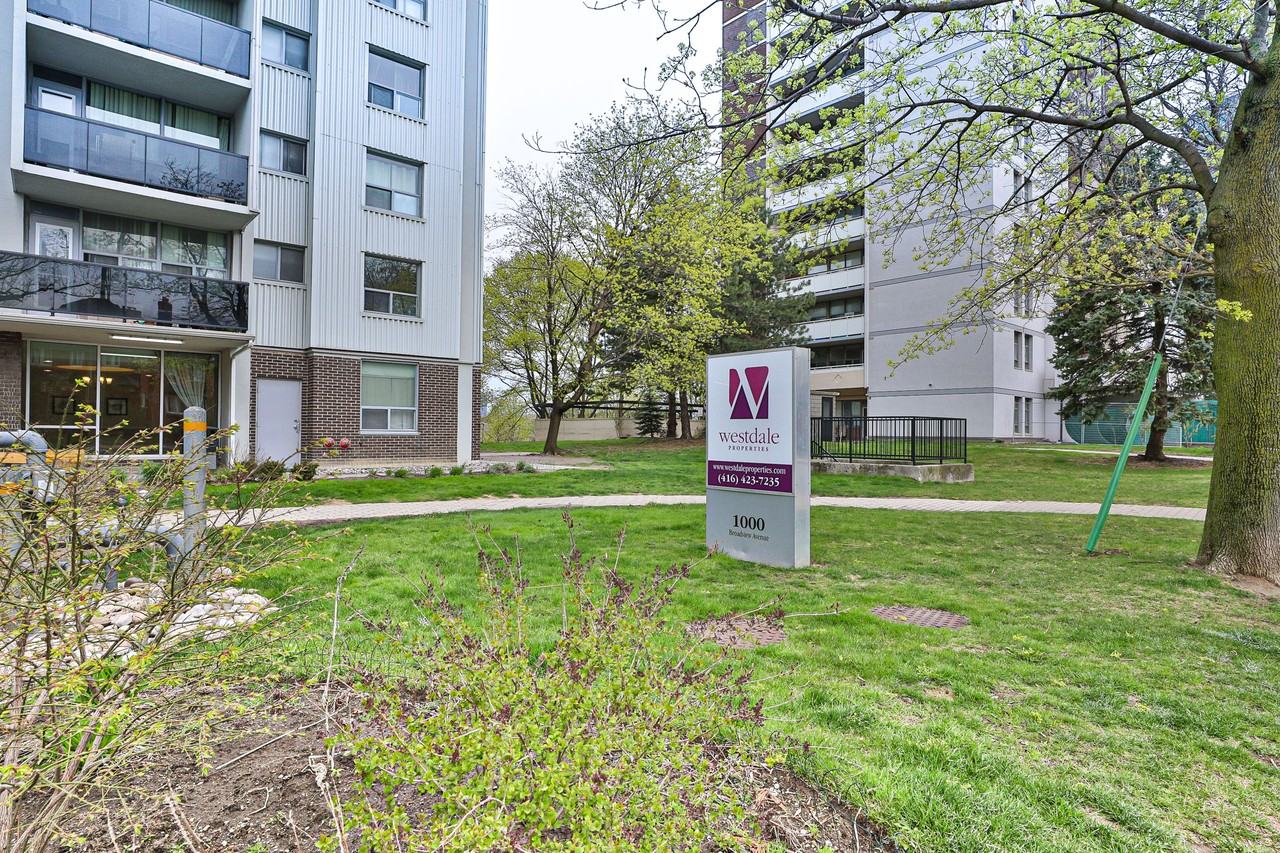 1000 Broadview Avenue - Photo 3 of 11