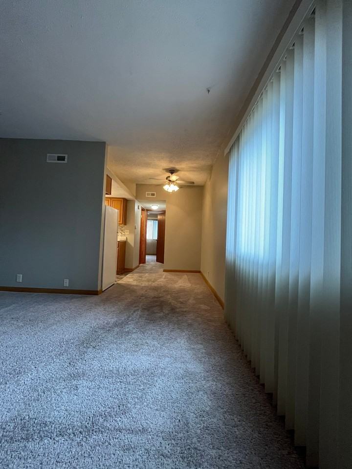 341 S 27 - Photo 2 of 7