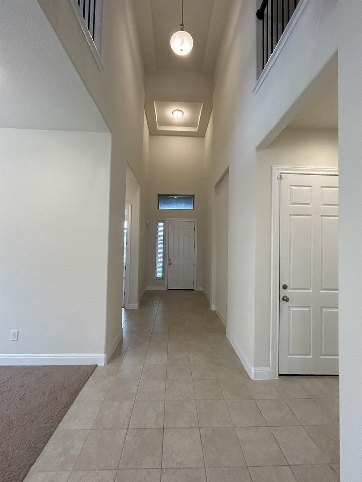 3005 Zelma Dr #1 - Photo 2 of 21