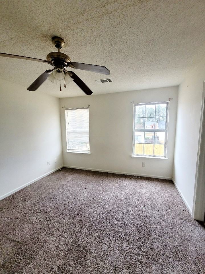 127 Pine Mast Ct #1 - Photo 5 of 12