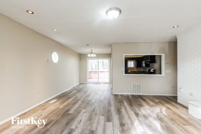 5876 Meadowlark Dr - Photo 2 of 15