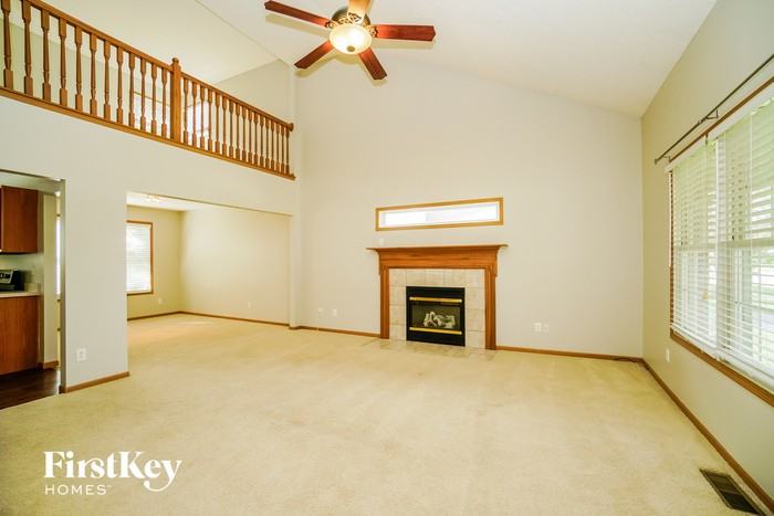 1394 Harold Stewart Pkwy - Photo 2 of 15