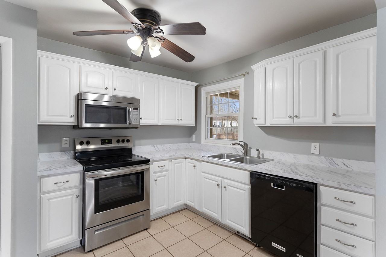 3946 New Rd #1 - Photo 6 of 44