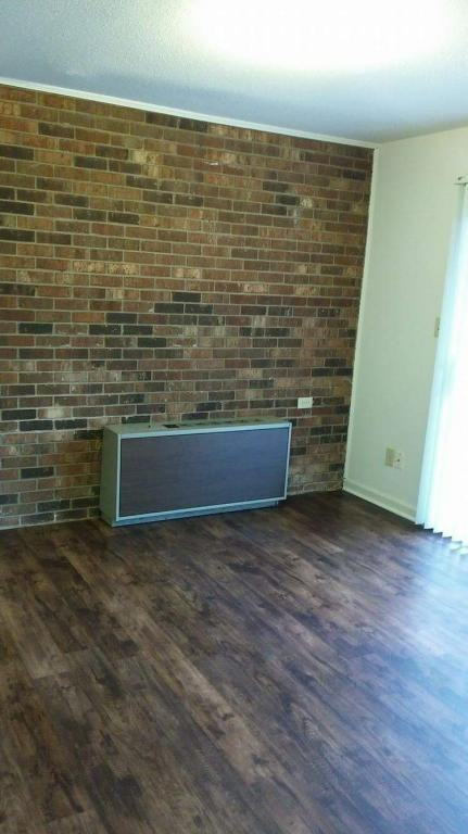 240 6th Street Southwest - Photo 3 of 27