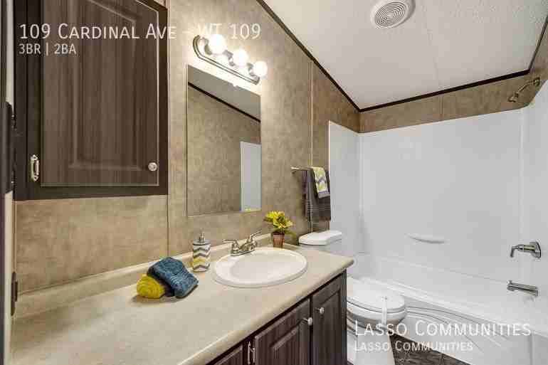 109 Cardinal Ave - Photo 3 of 5