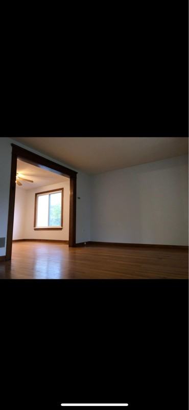 504 Helen Street - Photo 3 of 12