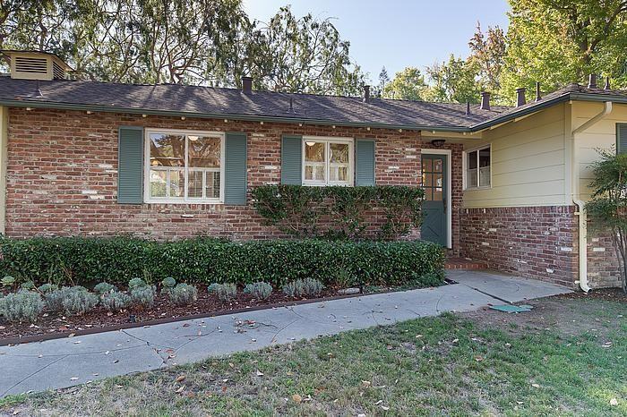 1151 Westfield Dr - Photo 2 of 20