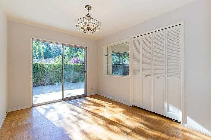 1151 Westfield Dr - Photo 3 of 20