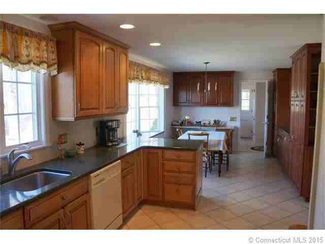 11 Timber Trail - Photo 3 of 26