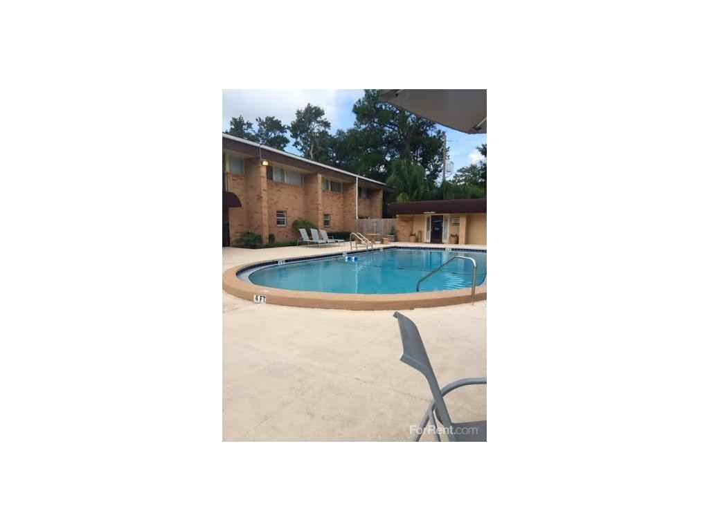 The Landings at Southpoint Apartments 3530 Victoria Park Rd