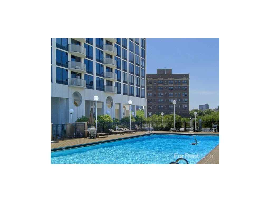 Pensacola Place Apartments - Photo 3 of 18