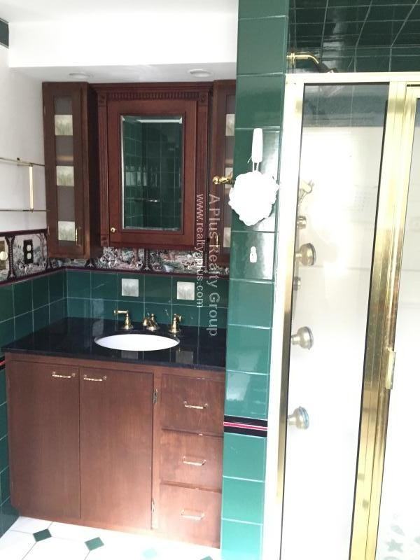 290 East St - Photo 2 of 5