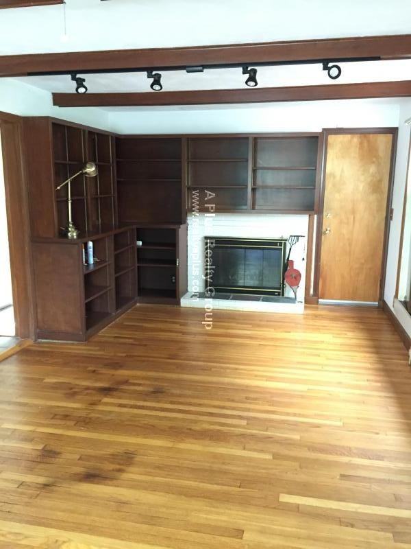 290 East St - Photo 3 of 5