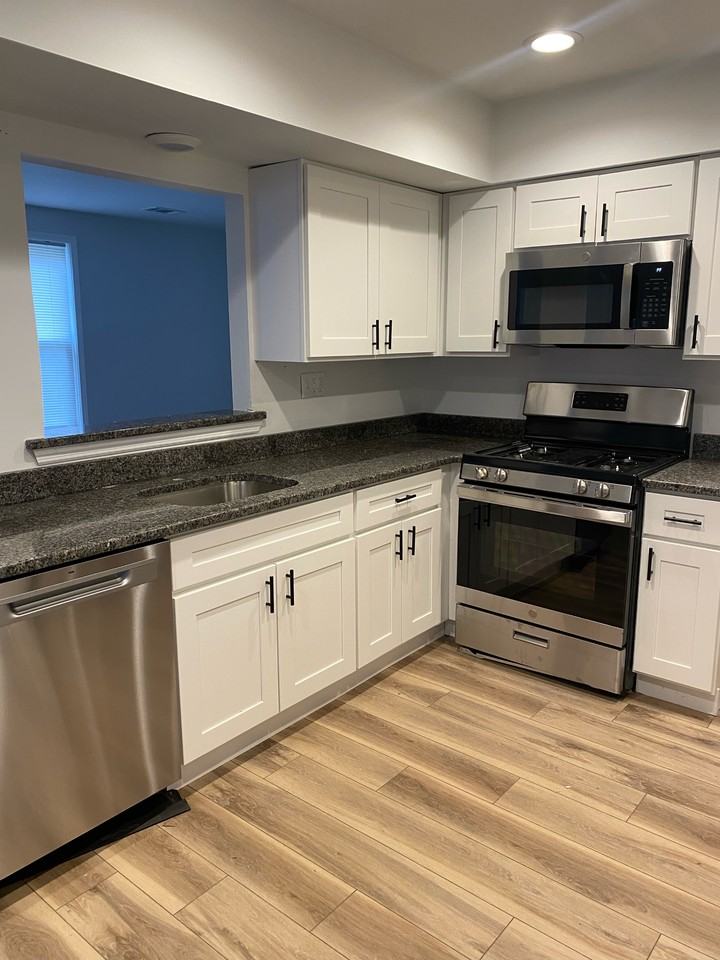 132 Oakmont Rd #132 - Photo 2 of 14