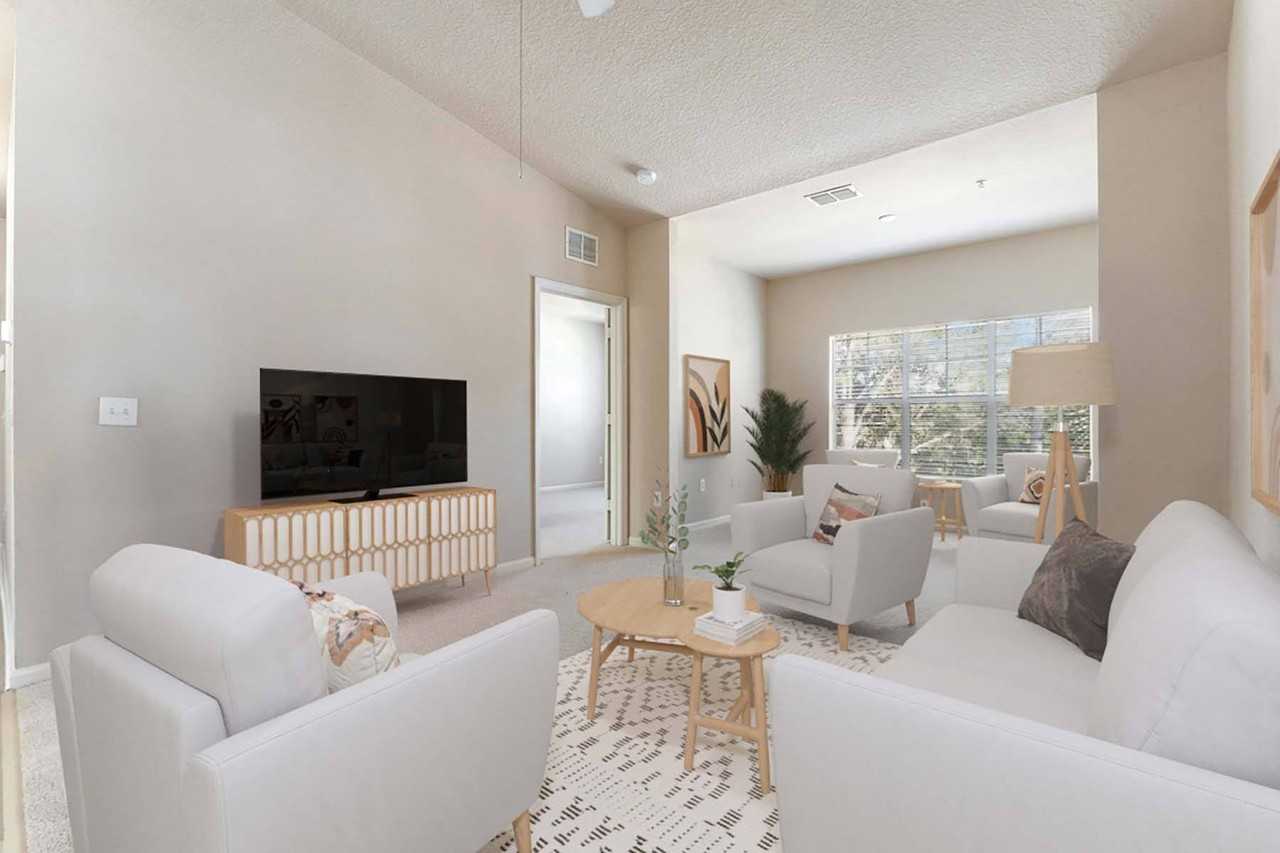 Grandeville on Saxon - Photo 5 of 31