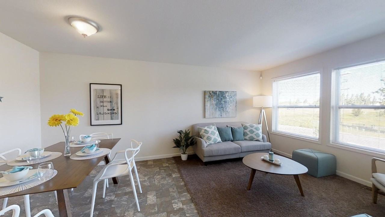 King Edward Apartments - Photo 2 of 15