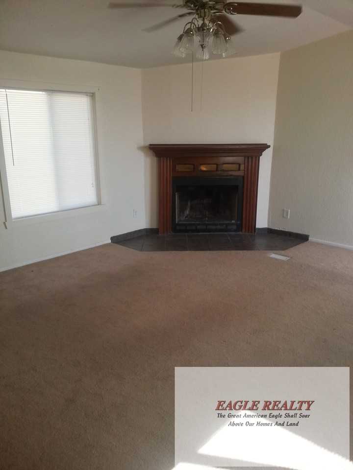 3270 Williams Drive - Photo 3 of 16